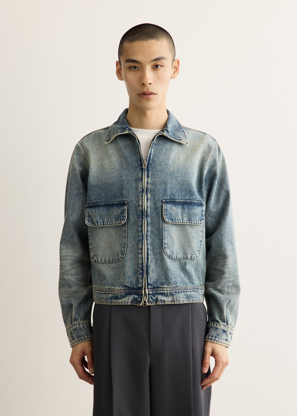 Cropped Denim Jacket with Vintage Wash and Two-Way Zip, Classic Collar