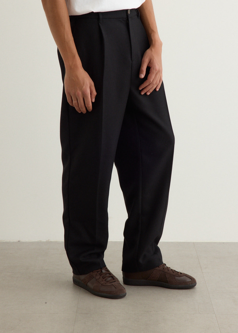 Straight Leg Wool-Blend Tailored Pants with Mid-Rise Waist and Front Pleats