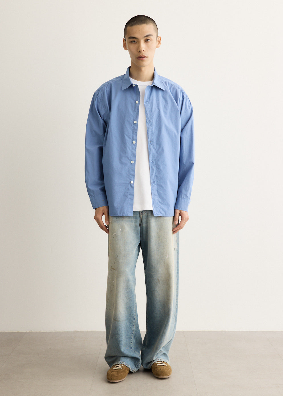 Relaxed-Fit Cotton Poplin Shirt with Spread Collar and Dropped Shoulders